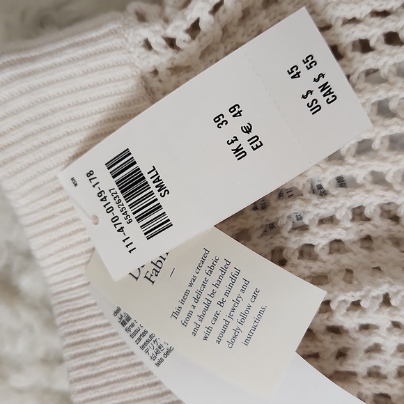 Abercrombie and Fitch Crothet -Style Coverup Short Size S Cream - Picture 6 of 8